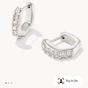 KENDRA SCOTT Silver Huggie Earrings